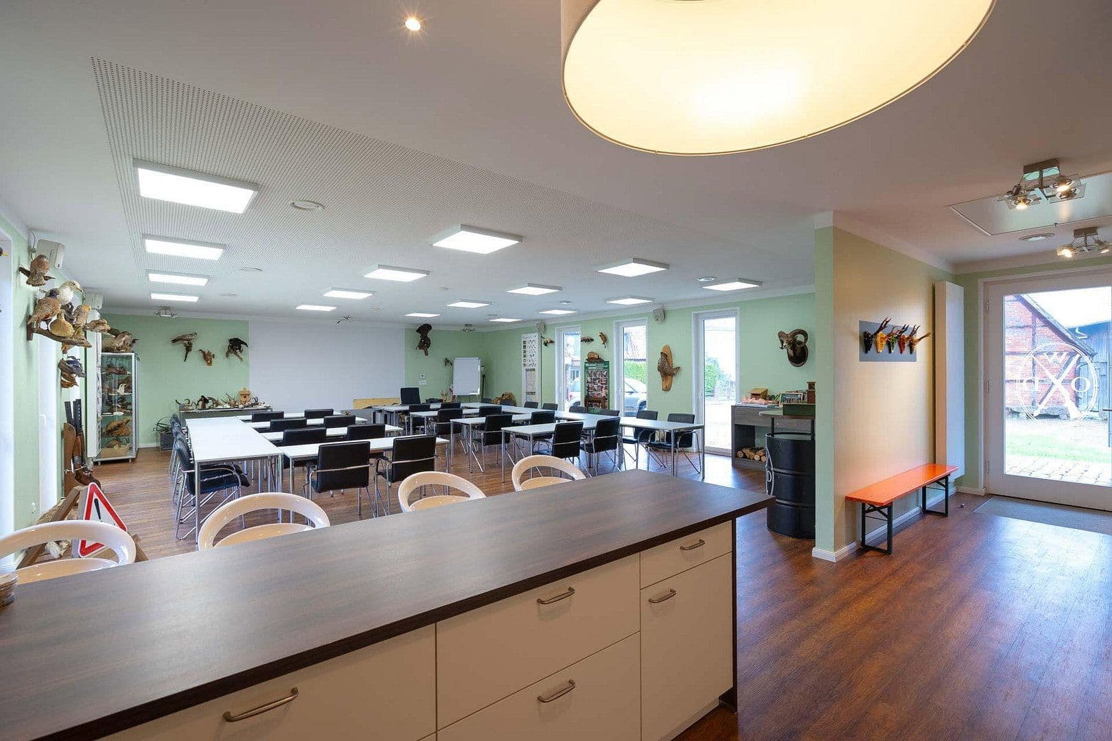 Predaj domu 165 m², pozemek 897 m², Lüneburger Landstraße 3, Garlstorf, Dolné Sasko Predaj domu 165 m², pozemek 897 m², Lüneburger Landstraße 3, Garlstorf, Dolné Sasko