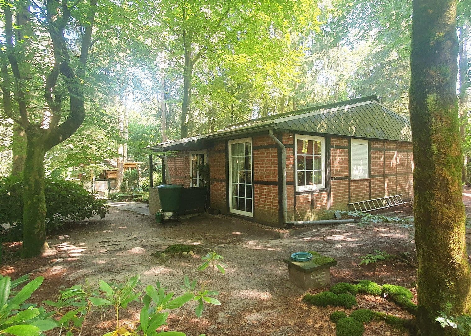 Predaj domu 420 m², pozemek 5.300 m², Wennerstorfer Kirchweg, Wenzendorf, Dolné Sasko Predaj domu 420 m², pozemek 5.300 m², Wennerstorfer Kirchweg, Wenzendorf, Dolné Sasko