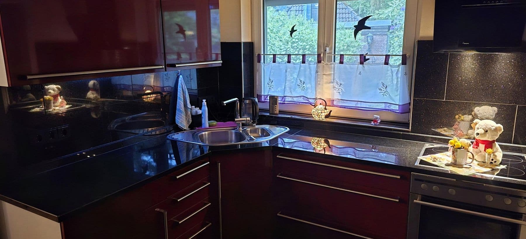 Predaj domu 420 m², pozemek 5.300 m², Wennerstorfer Kirchweg, Wenzendorf, Dolné Sasko Predaj domu 420 m², pozemek 5.300 m², Wennerstorfer Kirchweg, Wenzendorf, Dolné Sasko