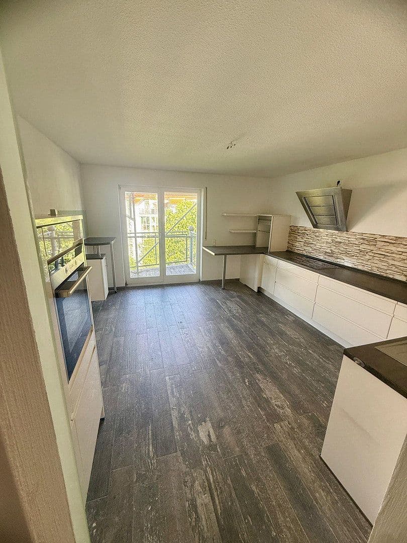 Predaj bytu 3-izbový 95 m², Leipzig, Sasko Predaj bytu 3-izbový 95 m², Leipzig, Sasko