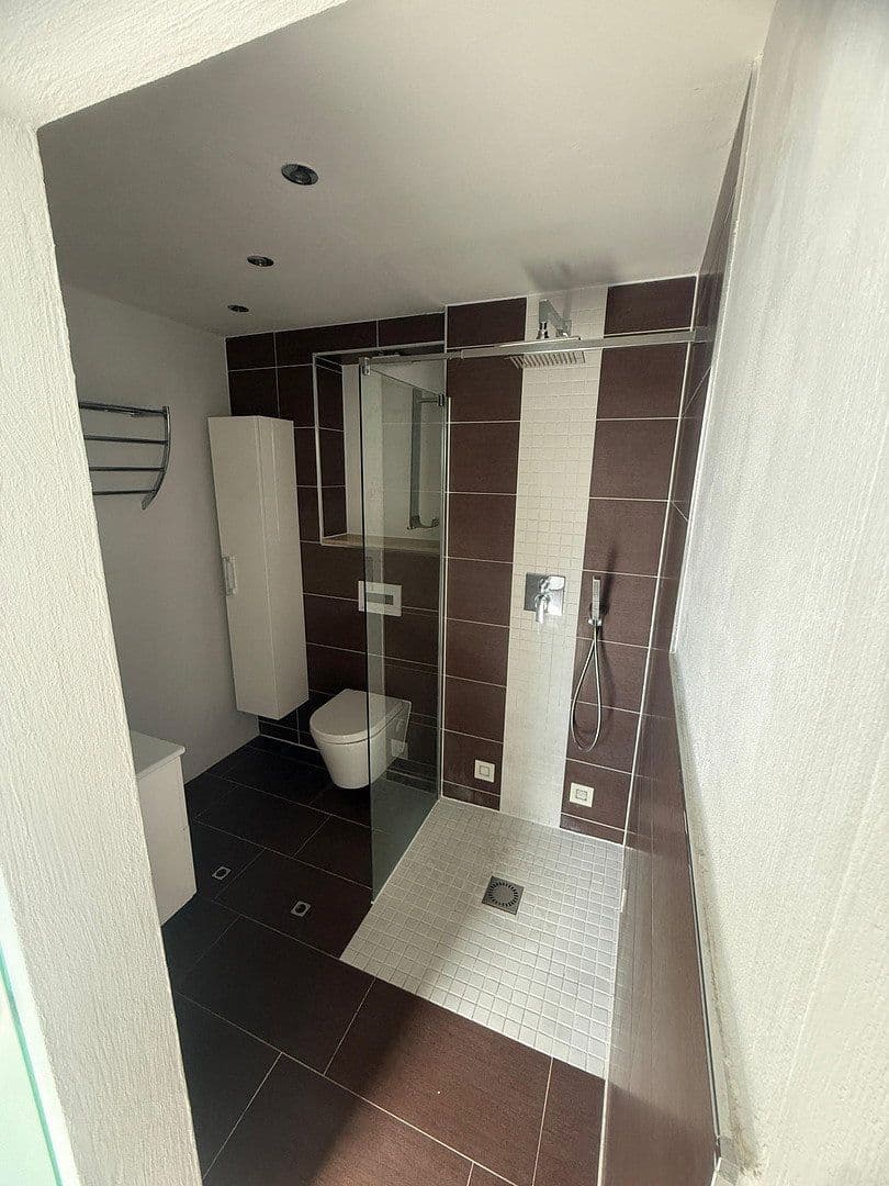 Predaj bytu 3-izbový 95 m², Leipzig, Sasko Predaj bytu 3-izbový 95 m², Leipzig, Sasko