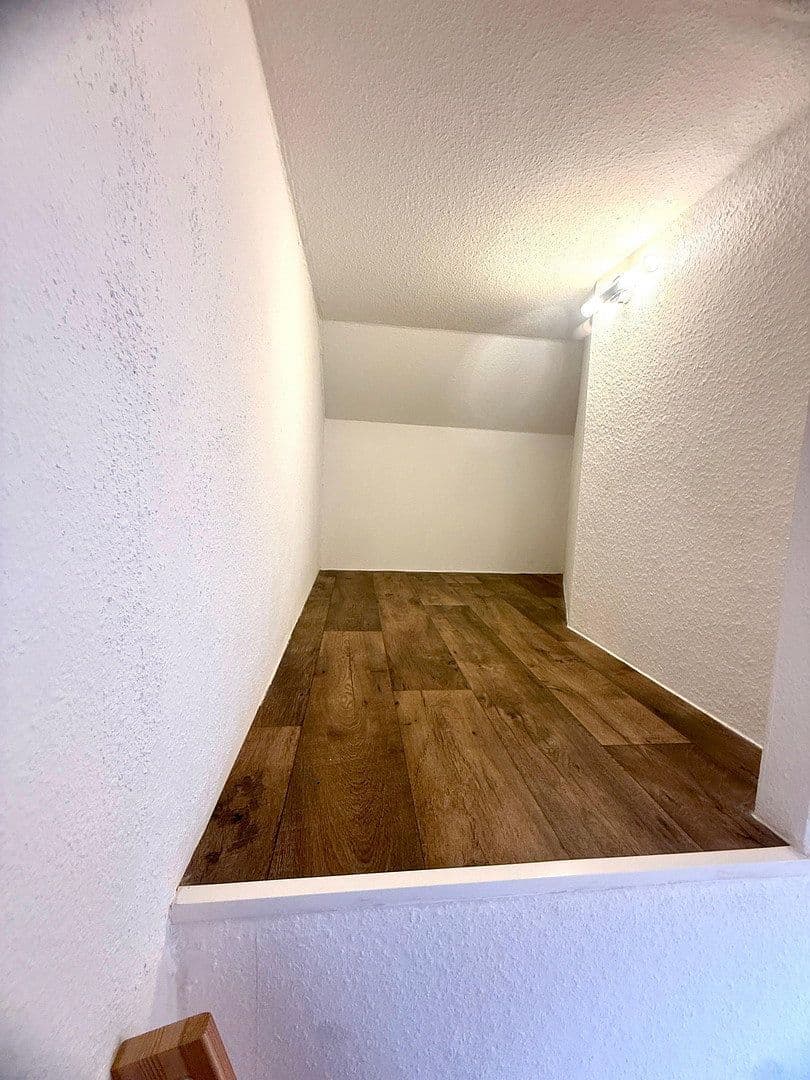 Predaj bytu 3-izbový 95 m², Leipzig, Sasko Predaj bytu 3-izbový 95 m², Leipzig, Sasko