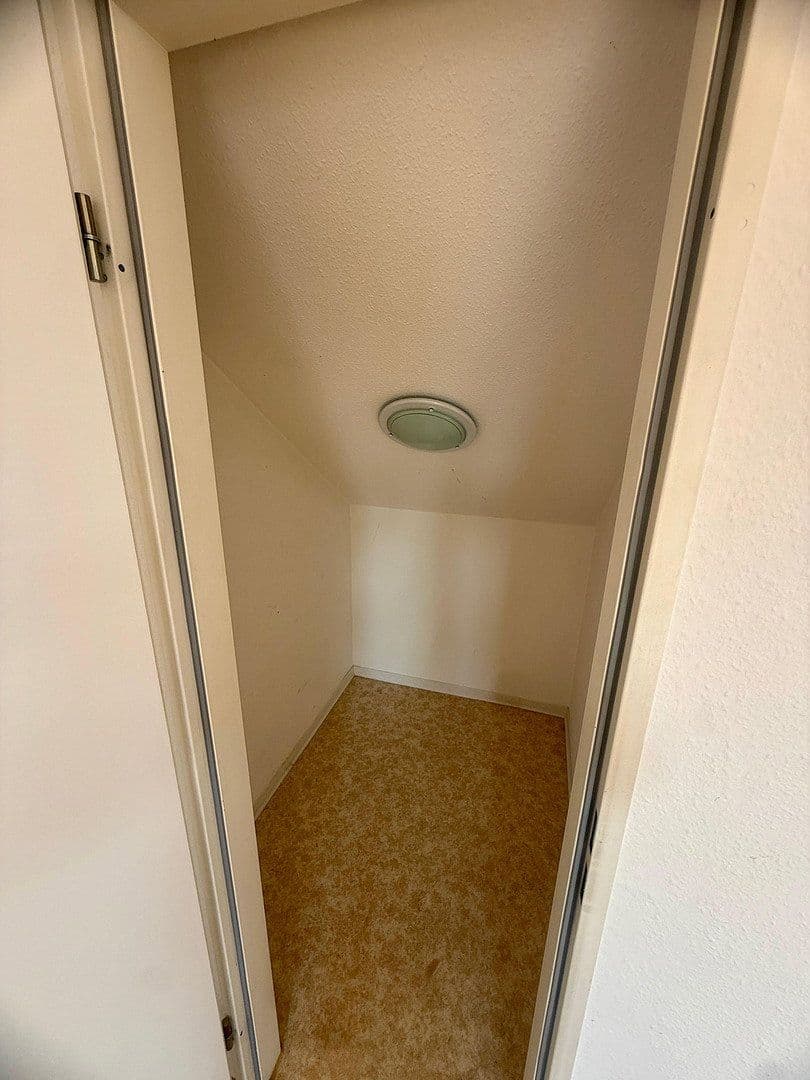 Predaj bytu 3-izbový 95 m², Leipzig, Sasko Predaj bytu 3-izbový 95 m², Leipzig, Sasko
