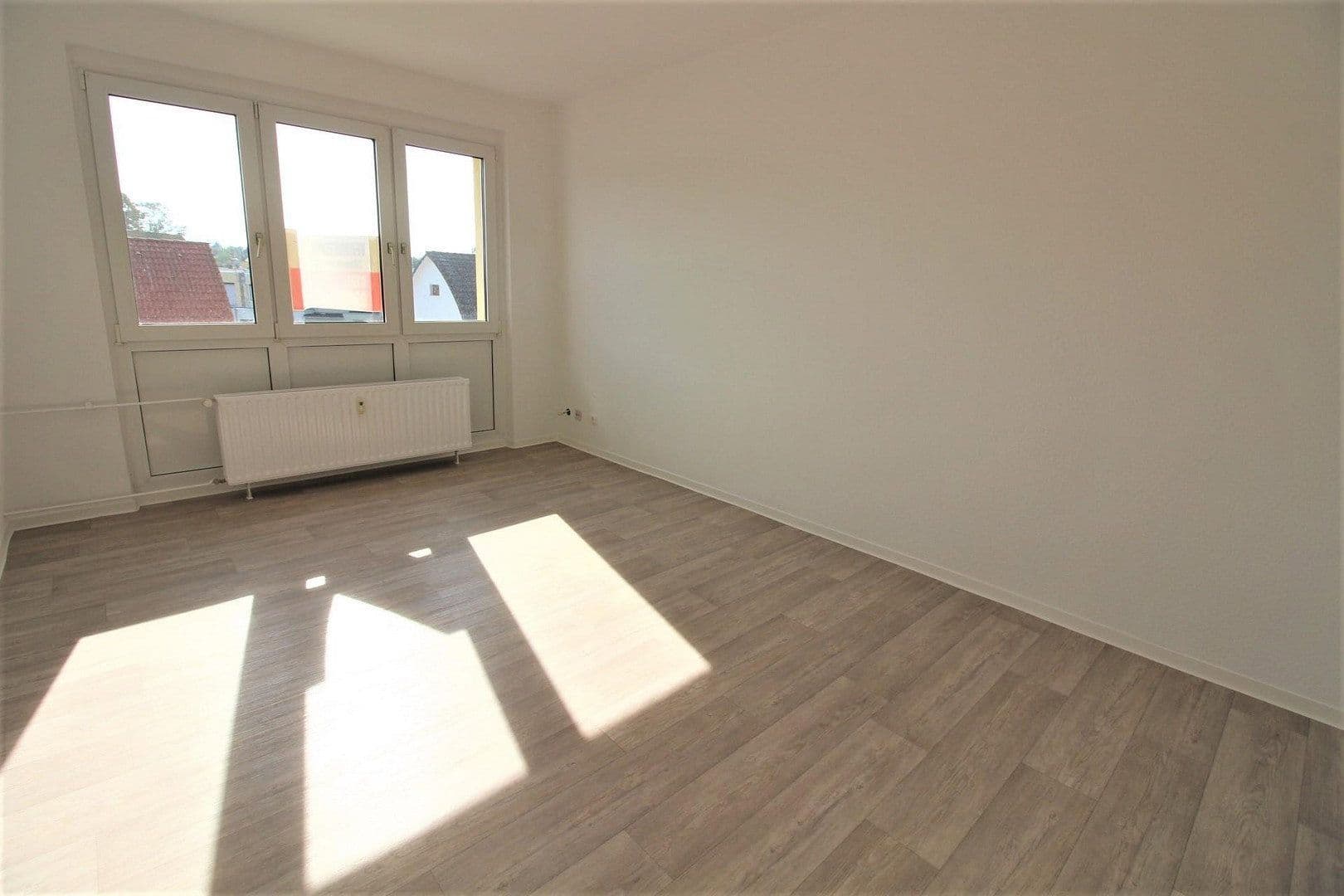Prenájom bytu 2-izbový 46 m², Welsleber Straße 29, Magdeburg, Sasko-Anhaltsko Prenájom bytu 2-izbový 46 m², Welsleber Straße 29, Magdeburg, Sasko-Anhaltsko