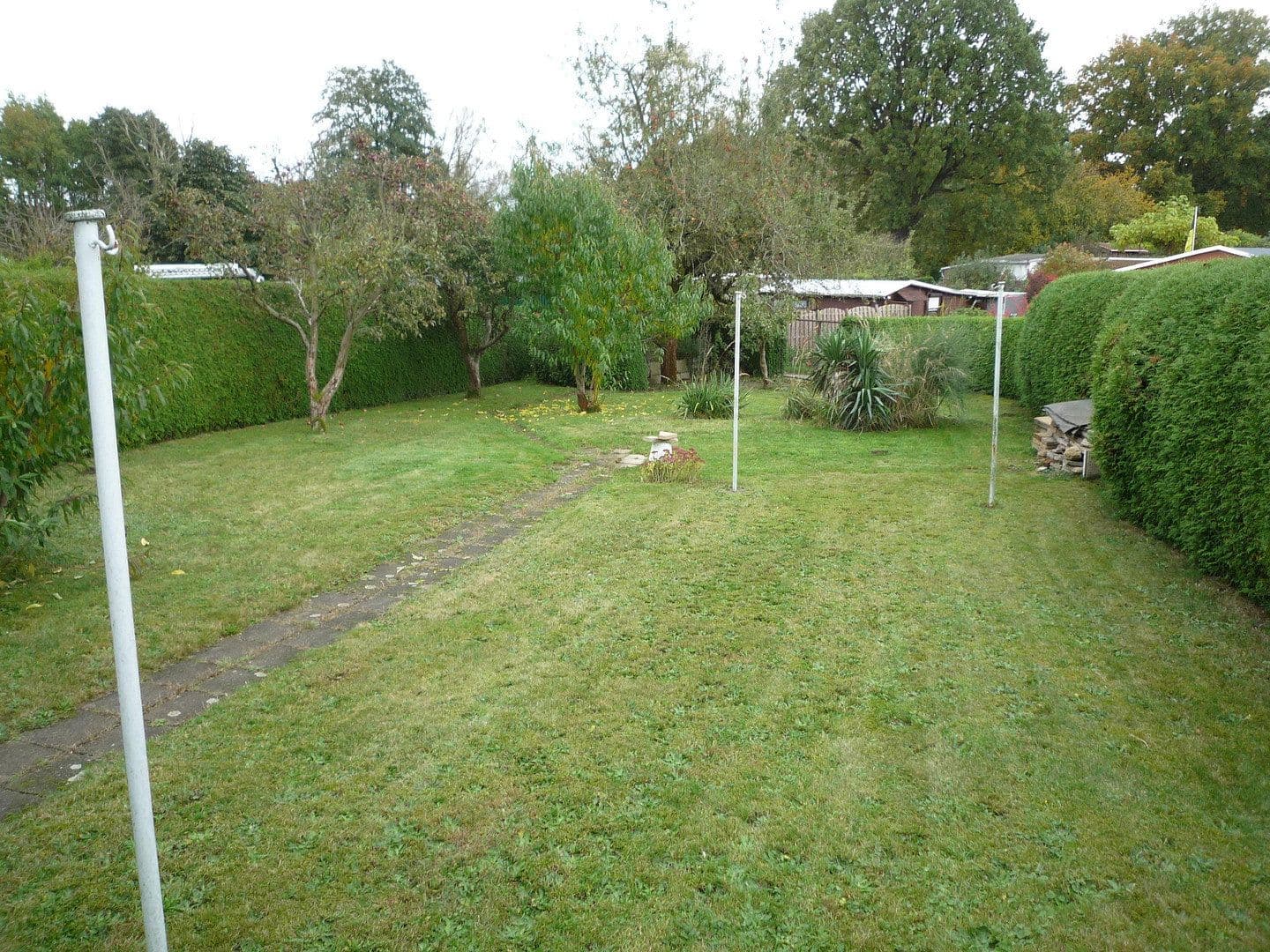 Predaj domu 69 m², pozemek 800 m², Stadtrandsiedlung 43, Bischofswerda, Sasko Predaj domu 69 m², pozemek 800 m², Stadtrandsiedlung 43, Bischofswerda, Sasko