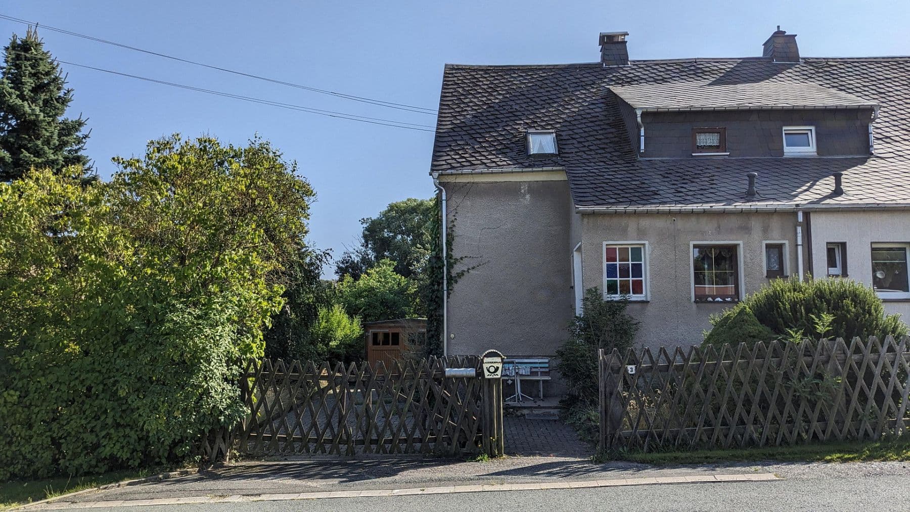 Predaj domu 80 m², pozemek 1.003 m², Falkenstein/Vogtland, Sasko Predaj domu 80 m², pozemek 1.003 m², Falkenstein/Vogtland, Sasko