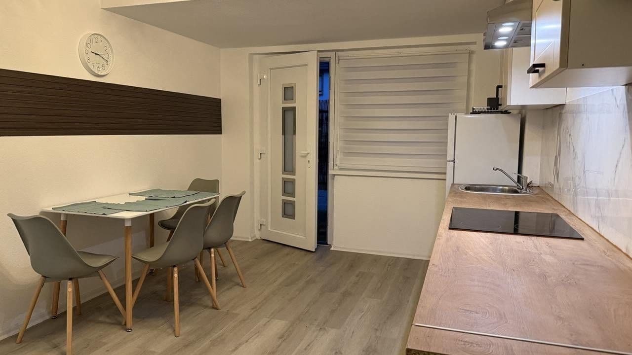 Prenájom bytu 2-izbový 51 m², Leimen, Bádensko-Wurttembersko Prenájom bytu 2-izbový 51 m², Leimen, Bádensko-Wurttembersko