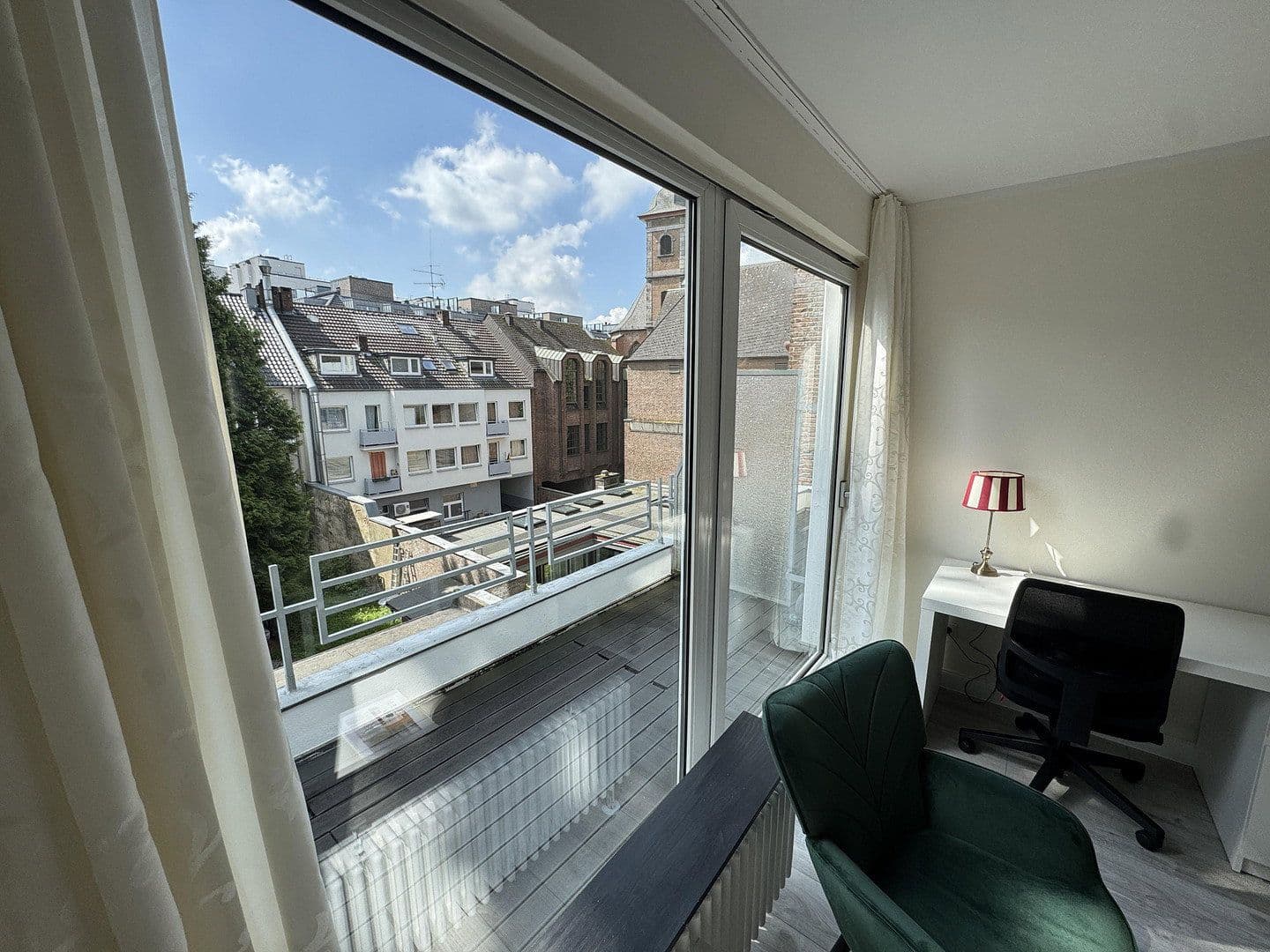 Prenájom bytu 1-izbový 34 m², Ritterstraße 21, Düsseldorf, Severné Porýnie - Westfálsko Prenájom bytu 1-izbový 34 m², Ritterstraße 21, Düsseldorf, Severné Porýnie - Westfálsko