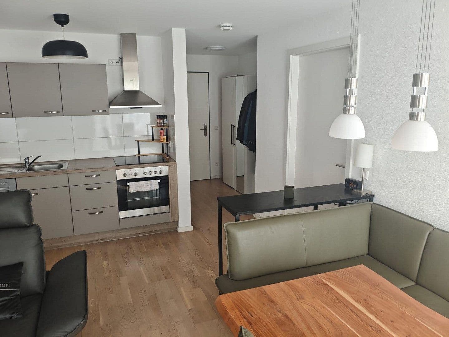 Prenájom bytu 2-izbový 51 m², Ulmer Straße 266, Stuttgart, Bádensko-Wurttembersko Prenájom bytu 2-izbový 51 m², Ulmer Straße 266, Stuttgart, Bádensko-Wurttembersko