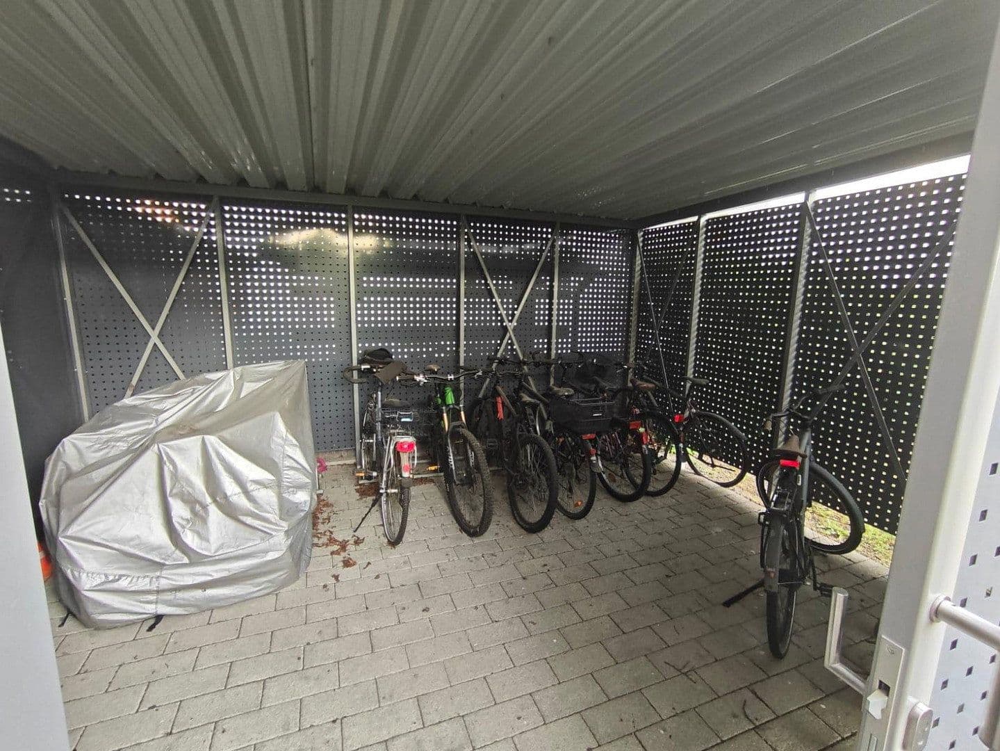 Prenájom bytu 2-izbový 51 m², Ulmer Straße 266, Stuttgart, Bádensko-Wurttembersko Prenájom bytu 2-izbový 51 m², Ulmer Straße 266, Stuttgart, Bádensko-Wurttembersko