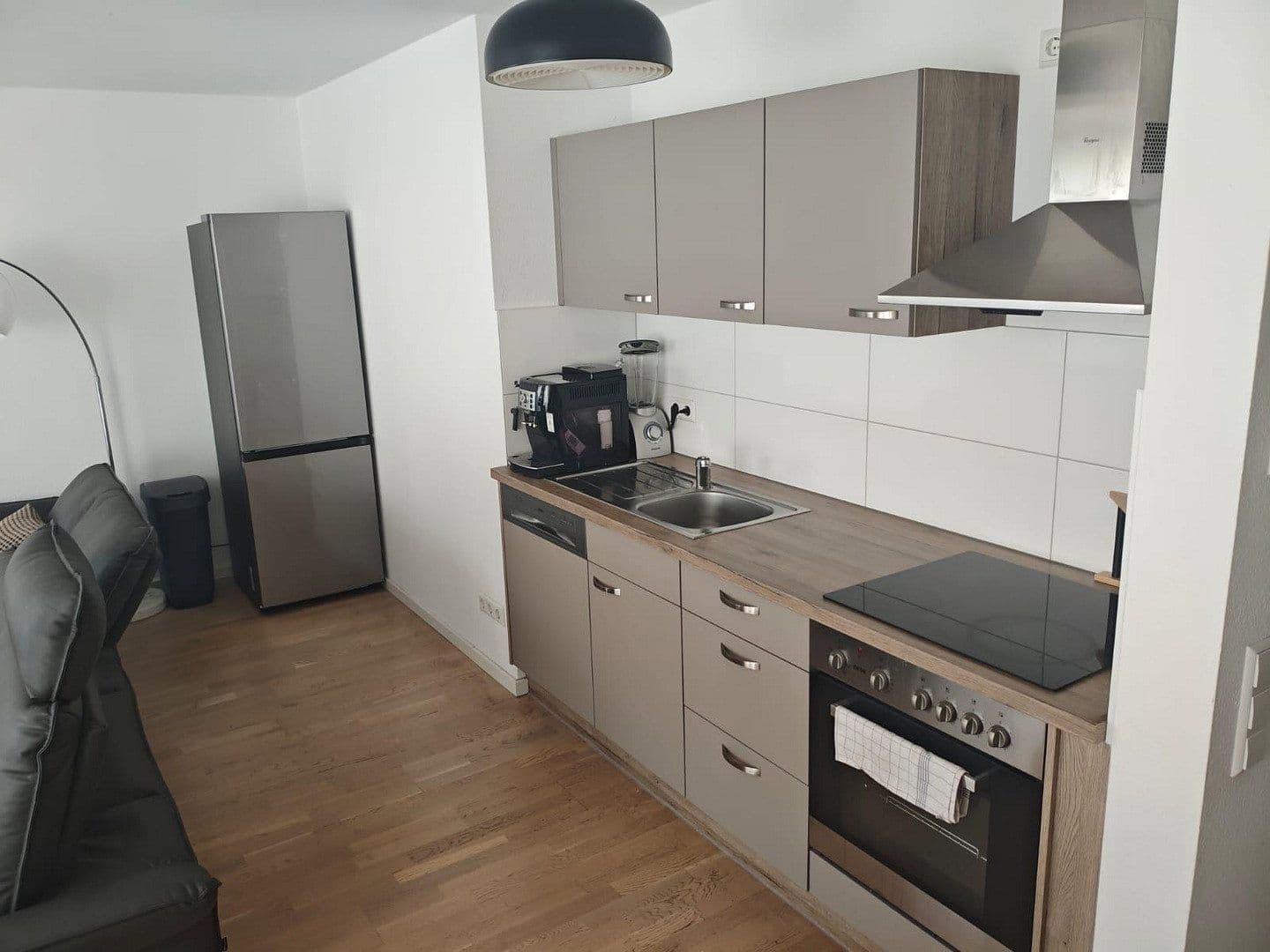 Prenájom bytu 2-izbový 51 m², Ulmer Straße 266, Stuttgart, Bádensko-Wurttembersko Prenájom bytu 2-izbový 51 m², Ulmer Straße 266, Stuttgart, Bádensko-Wurttembersko