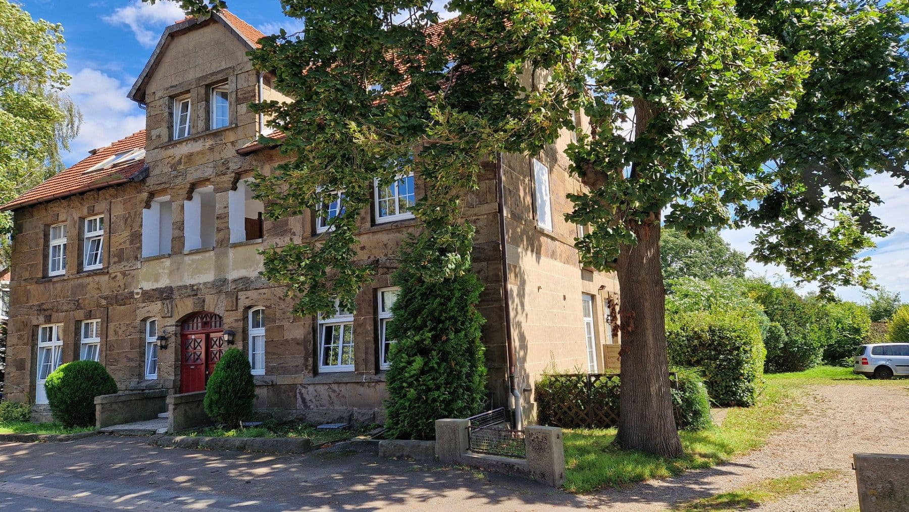 Predaj domu 725 m², pozemek 1.200 m², Porta Westfalica, Severné Porýnie - Westfálsko Predaj domu 725 m², pozemek 1.200 m², Porta Westfalica, Severné Porýnie - Westfálsko
