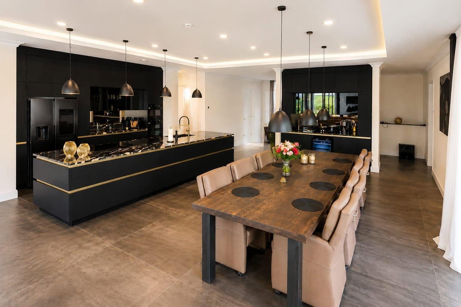 Predaj domu 380 m², pozemek 1.324 m², Olpe, Severné Porýnie - Westfálsko Predaj domu 380 m², pozemek 1.324 m², Olpe, Severné Porýnie - Westfálsko
