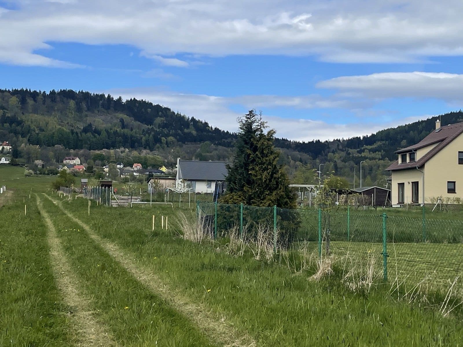 Predaj pozemku 1.506 m², Křižany, Liberecký kraj Predaj pozemku 1.506 m², Křižany, Liberecký kraj