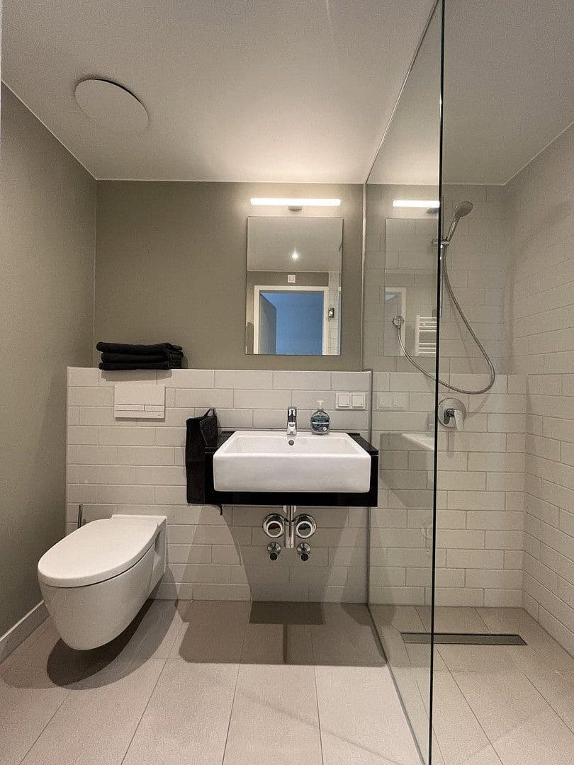 Prenájom bytu 1-izbový 34 m², Lehrter Str 24B, Berlin, Berlín Prenájom bytu 1-izbový 34 m², Lehrter Str 24B, Berlin, Berlín