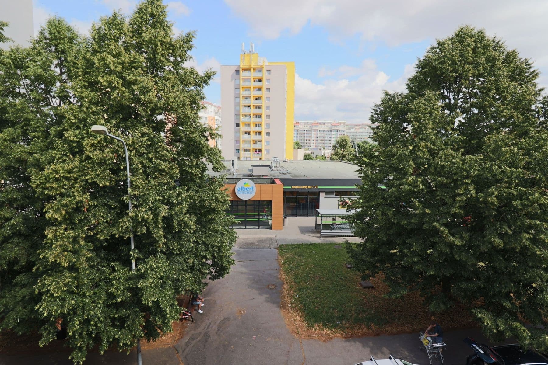 Prenájom bytu 2-izbový 52 m², Frýdecká, Praha, Praha Prenájom bytu 2-izbový 52 m², Frýdecká, Praha, Praha