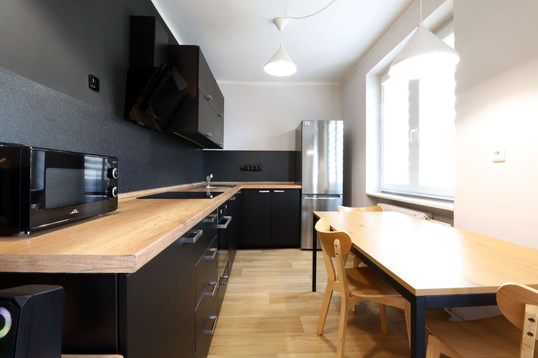 Prenájom bytu 2-izbový 52 m², Frýdecká, Praha, Praha Prenájom bytu 2-izbový 52 m², Frýdecká, Praha, Praha