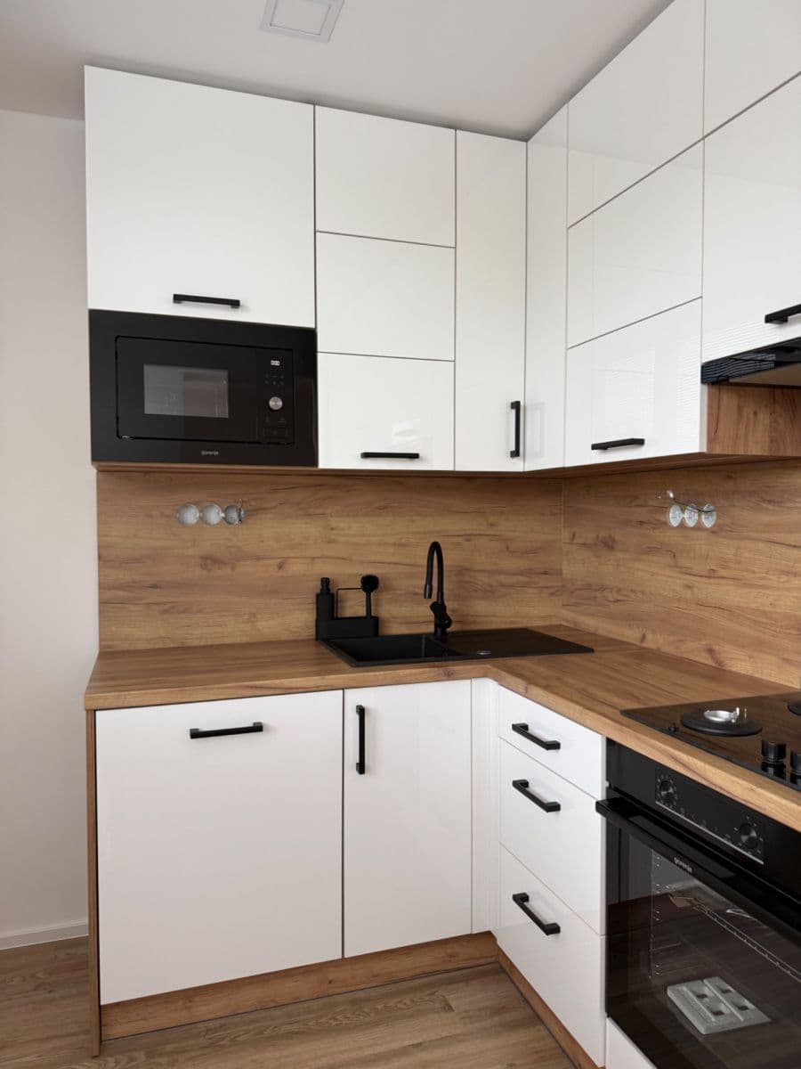 Prenájom bytu 2-izbový 51 m², Mikoláše Alše, Nymburk, Středočeský kraj Prenájom bytu 2-izbový 51 m², Mikoláše Alše, Nymburk, Středočeský kraj