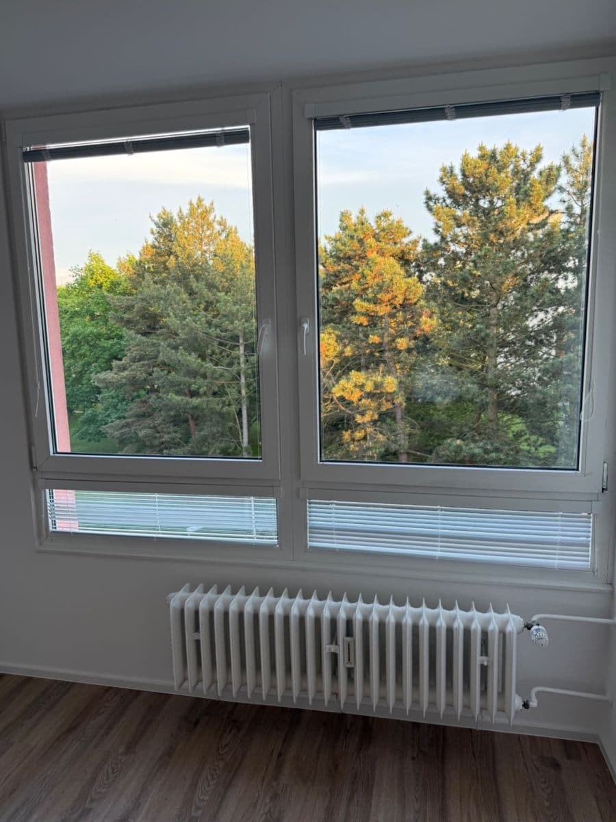 Prenájom bytu 2-izbový 51 m², Mikoláše Alše, Nymburk, Středočeský kraj Prenájom bytu 2-izbový 51 m², Mikoláše Alše, Nymburk, Středočeský kraj