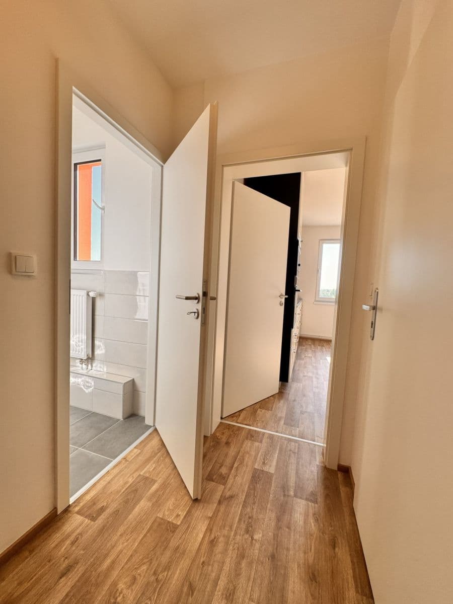 Prenájom bytu 1-izbový 38 m², Vestecká, Nehvizdy, Středočeský kraj Prenájom bytu 1-izbový 38 m², Vestecká, Nehvizdy, Středočeský kraj