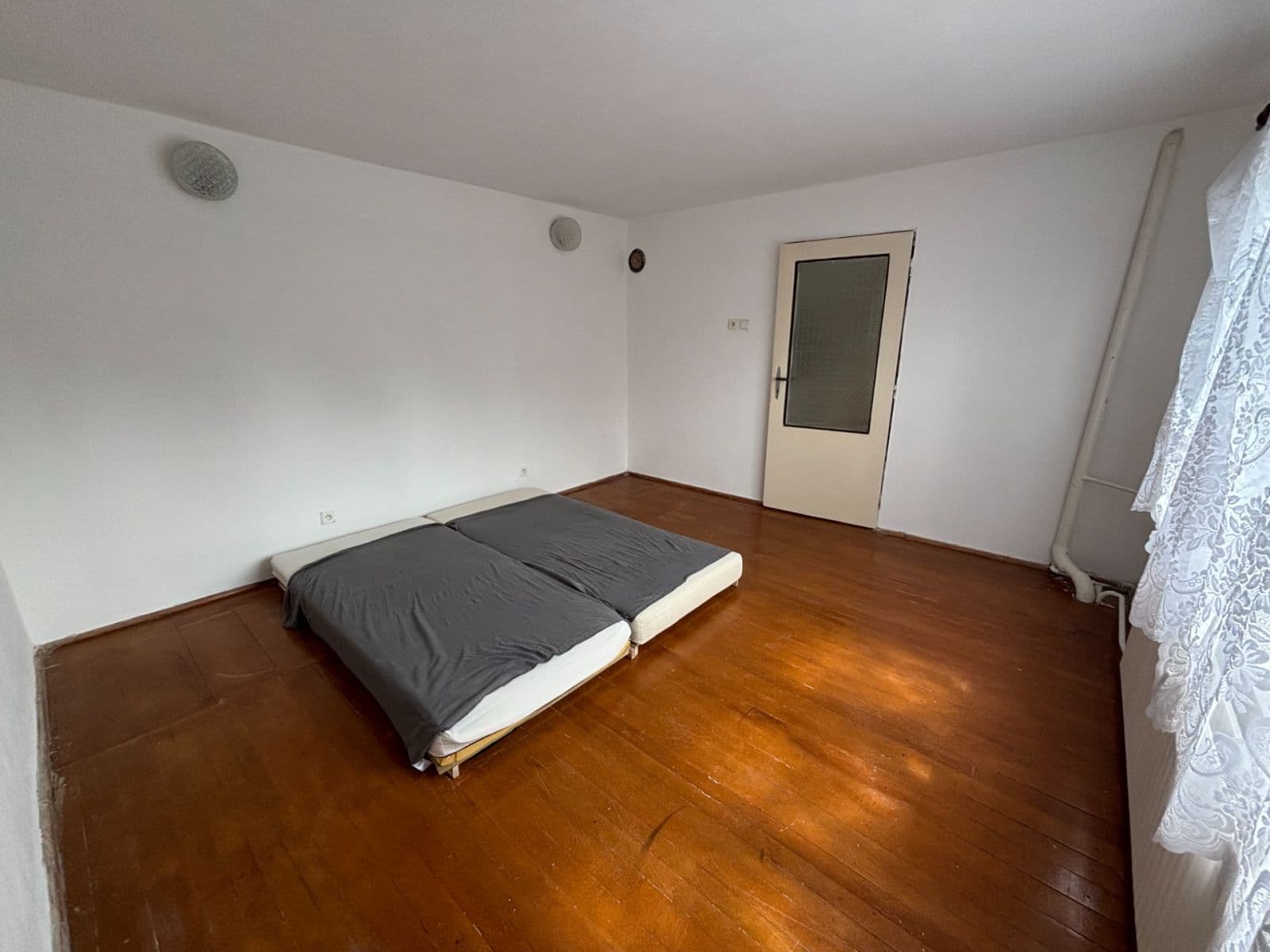 Prenájom bytu 3-izbový 82 m², Okružní, Raspenava, Liberecký kraj Prenájom bytu 3-izbový 82 m², Okružní, Raspenava, Liberecký kraj