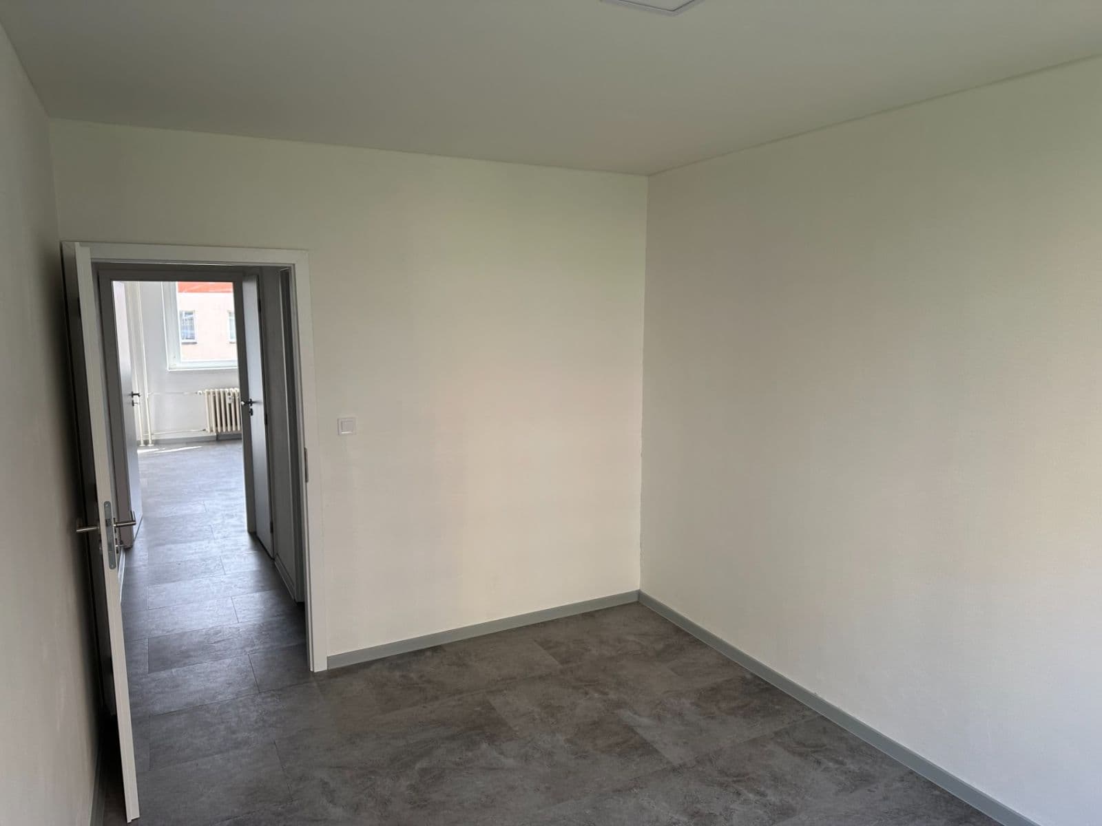 Prenájom bytu 3-izbový 78 m², Poláčkova, Ústí nad Labem, Ústecký kraj Prenájom bytu 3-izbový 78 m², Poláčkova, Ústí nad Labem, Ústecký kraj