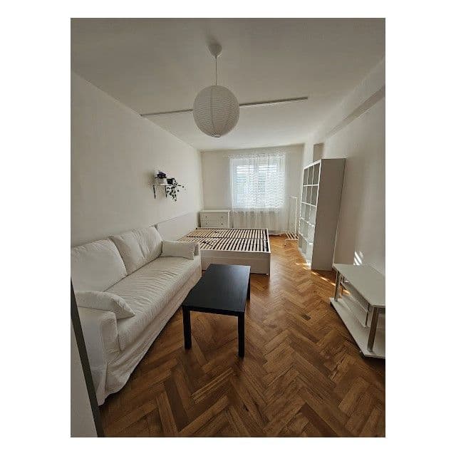 Prenájom bytu 1-izbový 36 m², Za Hládkovem, Praha, Praha Prenájom bytu 1-izbový 36 m², Za Hládkovem, Praha, Praha