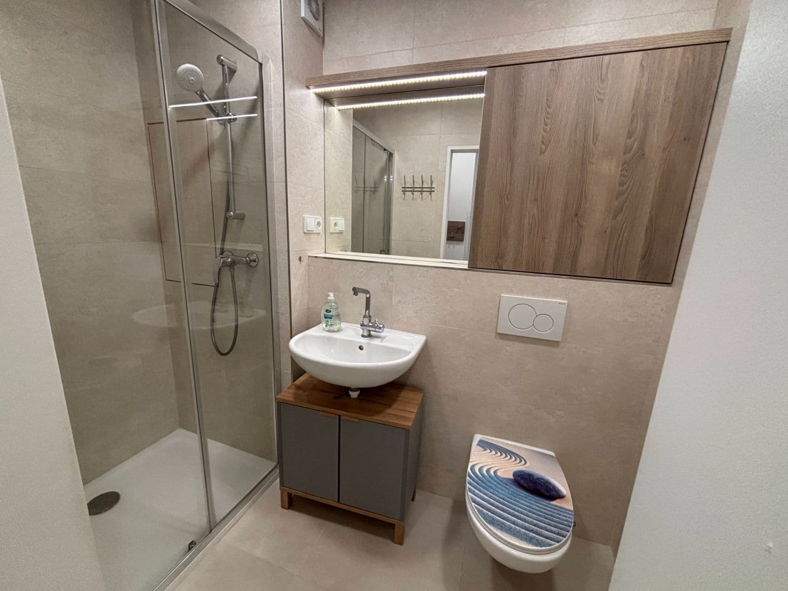 Prenájom bytu 1-izbový 35 m², Karvinská, Havířov, Moravskoslezský kraj Prenájom bytu 1-izbový 35 m², Karvinská, Havířov, Moravskoslezský kraj