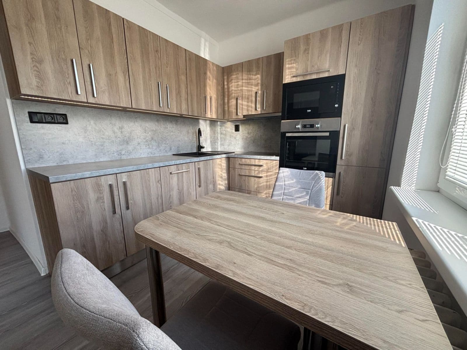 Prenájom bytu 1-izbový 35 m², Karvinská, Havířov, Moravskoslezský kraj Prenájom bytu 1-izbový 35 m², Karvinská, Havířov, Moravskoslezský kraj