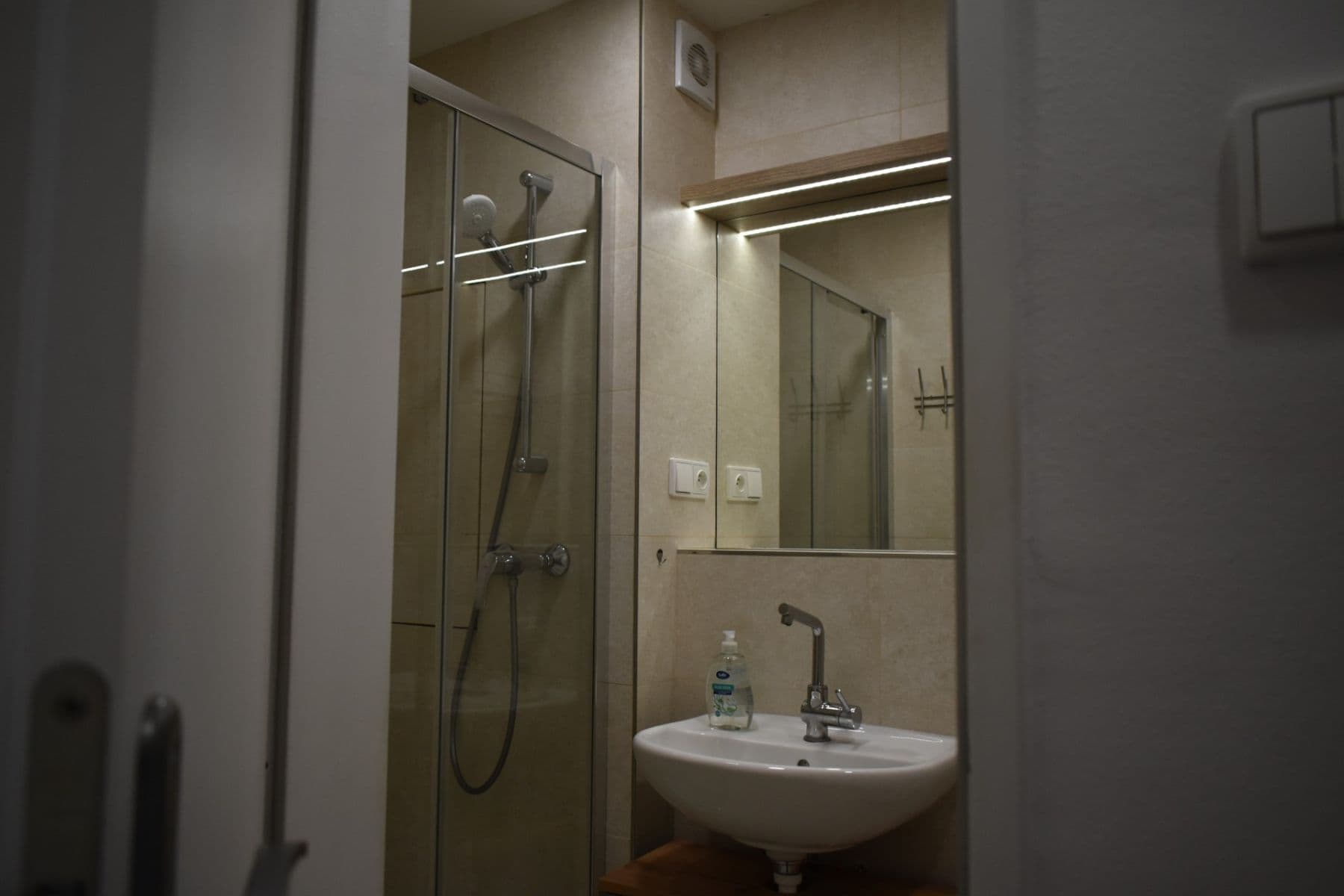 Prenájom bytu 1-izbový 35 m², Karvinská, Havířov, Moravskoslezský kraj Prenájom bytu 1-izbový 35 m², Karvinská, Havířov, Moravskoslezský kraj
