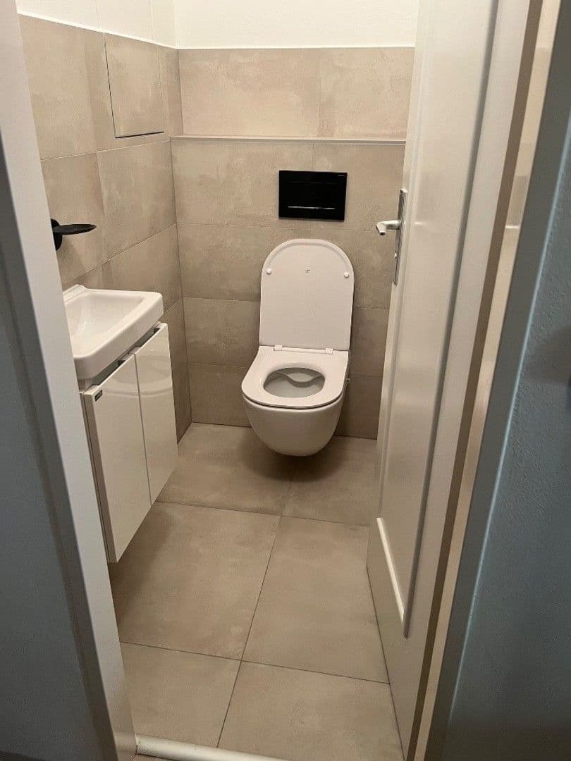 Prenájom bytu 2-izbový 57 m², Za černým mostem, Praha, Praha Prenájom bytu 2-izbový 57 m², Za černým mostem, Praha, Praha