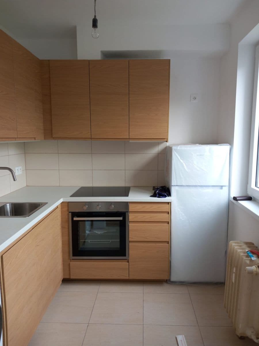 Prenájom bytu 1-izbový 28 m², U Průhonu, Praha, Praha Prenájom bytu 1-izbový 28 m², U Průhonu, Praha, Praha