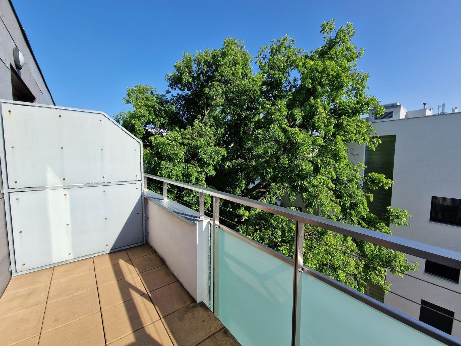 Prenájom bytu 3-izbový 71 m², Pod dvorem, Praha, Praha Prenájom bytu 3-izbový 71 m², Pod dvorem, Praha, Praha
