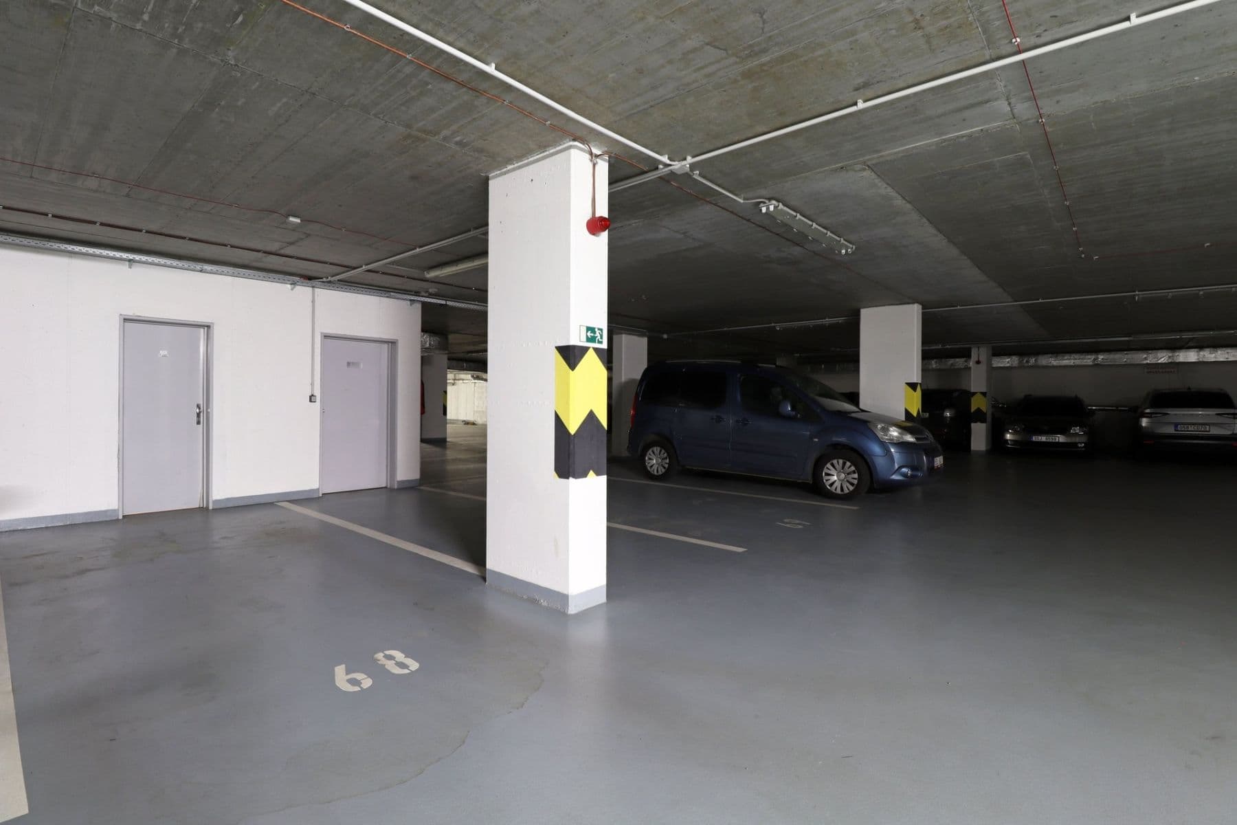Prenájom bytu 3-izbový 71 m², Pod dvorem, Praha, Praha Prenájom bytu 3-izbový 71 m², Pod dvorem, Praha, Praha