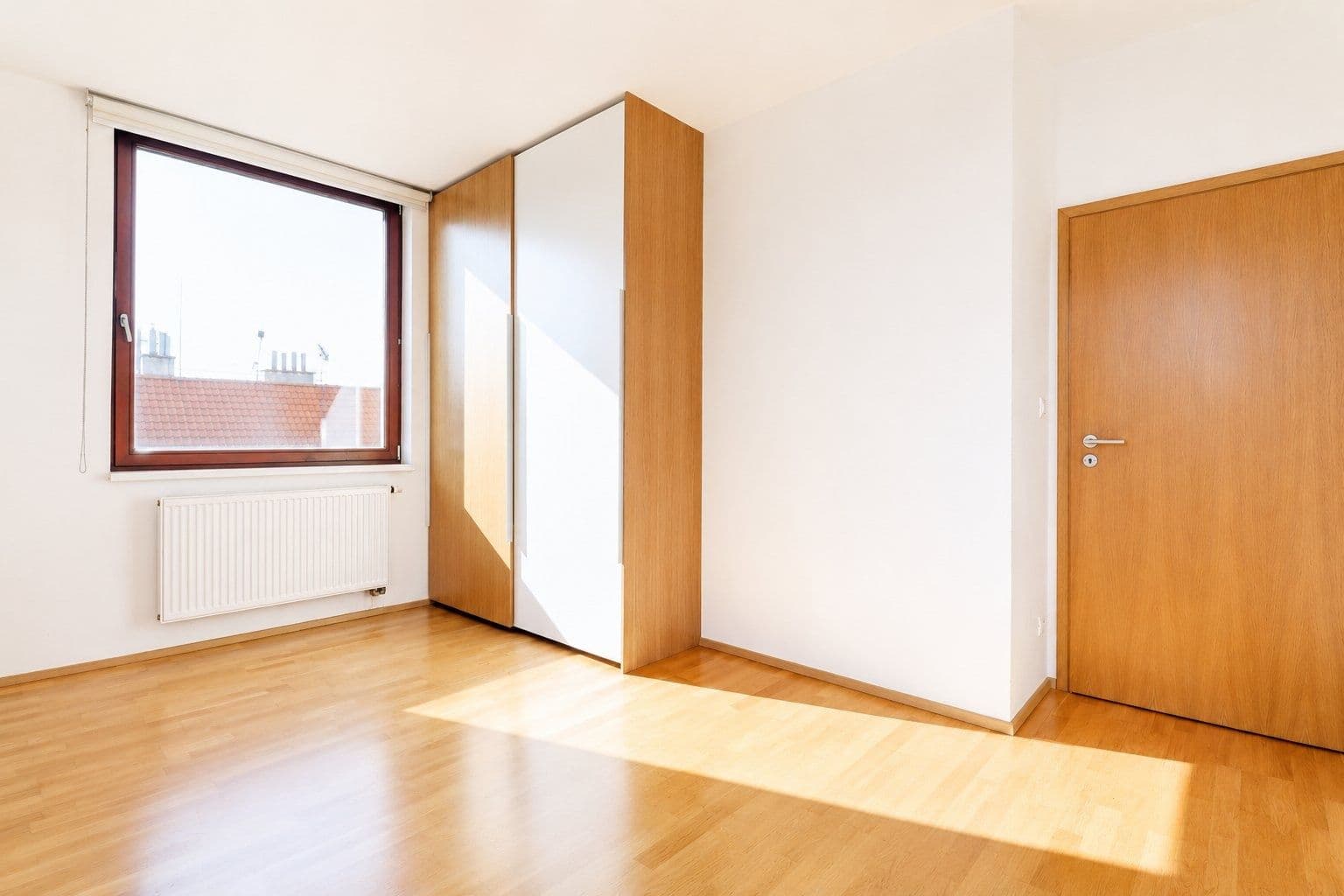 Prenájom bytu 3-izbový 71 m², Pod dvorem, Praha, Praha Prenájom bytu 3-izbový 71 m², Pod dvorem, Praha, Praha