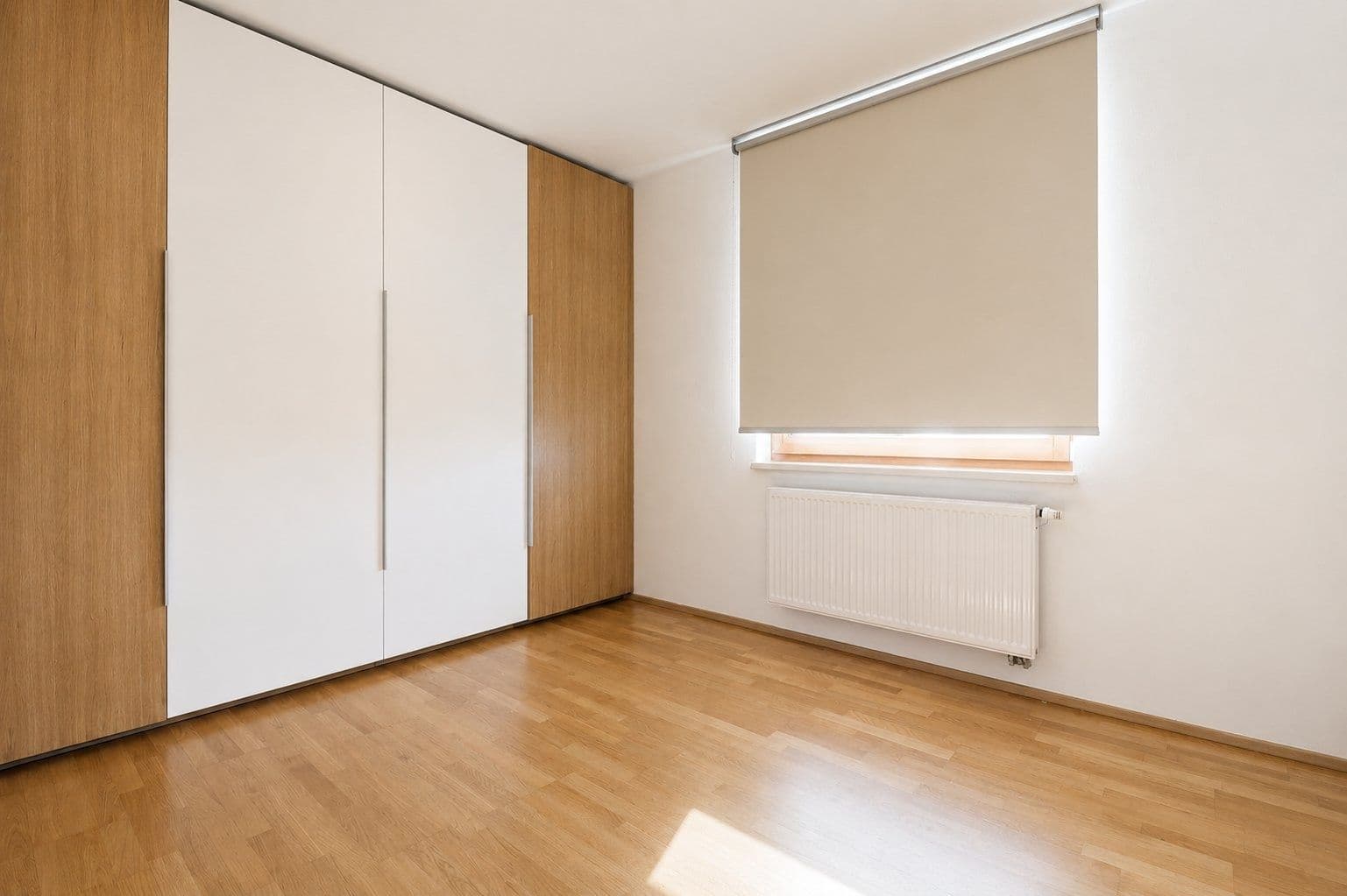 Prenájom bytu 3-izbový 71 m², Pod dvorem, Praha, Praha Prenájom bytu 3-izbový 71 m², Pod dvorem, Praha, Praha