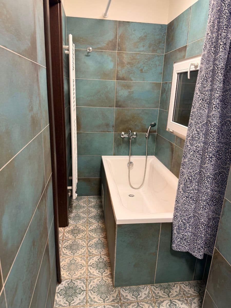 Prenájom bytu 2-izbový 65 m², Uhříněveská, Praha, Praha Prenájom bytu 2-izbový 65 m², Uhříněveská, Praha, Praha