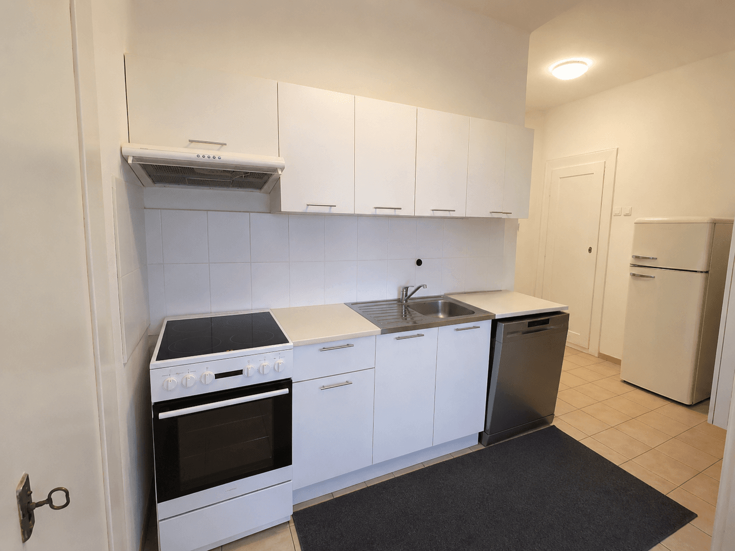 Prenájom bytu 2-izbový 67 m², V. P. Čkalova, Praha, Praha Prenájom bytu 2-izbový 67 m², V. P. Čkalova, Praha, Praha
