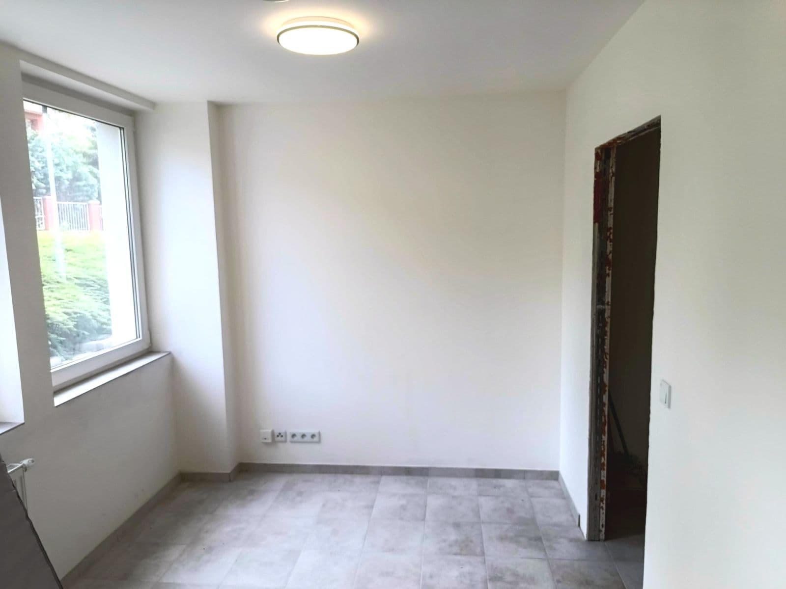 Prenájom bytu 1-izbový 23 m², Perucká, Praha, Praha Prenájom bytu 1-izbový 23 m², Perucká, Praha, Praha