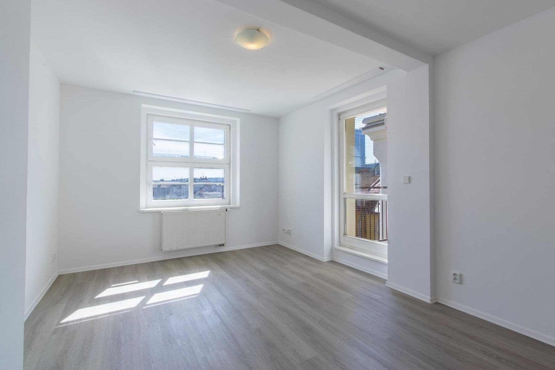 Prenájom bytu 3-izbový 78 m², Nezamyslova, Praha, Praha Prenájom bytu 3-izbový 78 m², Nezamyslova, Praha, Praha
