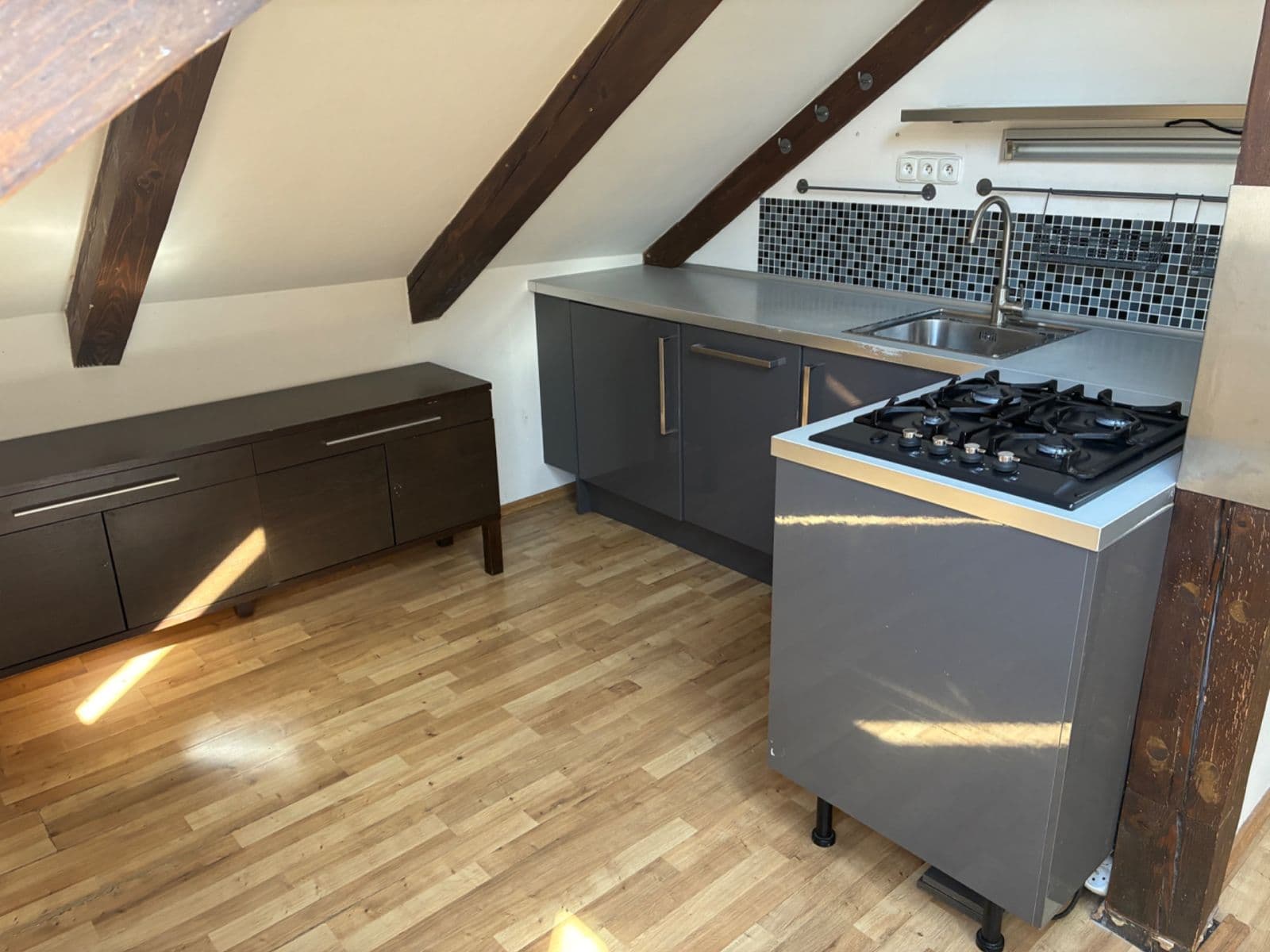 Prenájom bytu 2-izbový 63 m², Musílkova, Praha, Praha Prenájom bytu 2-izbový 63 m², Musílkova, Praha, Praha