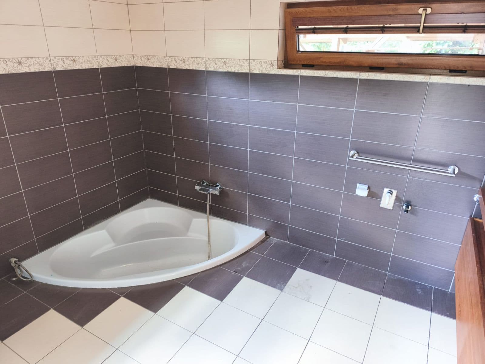 Predaj domu 119 m², pozemok 478 m², Ke Lhotě, Dolní Břežany, Středočeský kraj Predaj domu 119 m², pozemok 478 m², Ke Lhotě, Dolní Břežany, Středočeský kraj