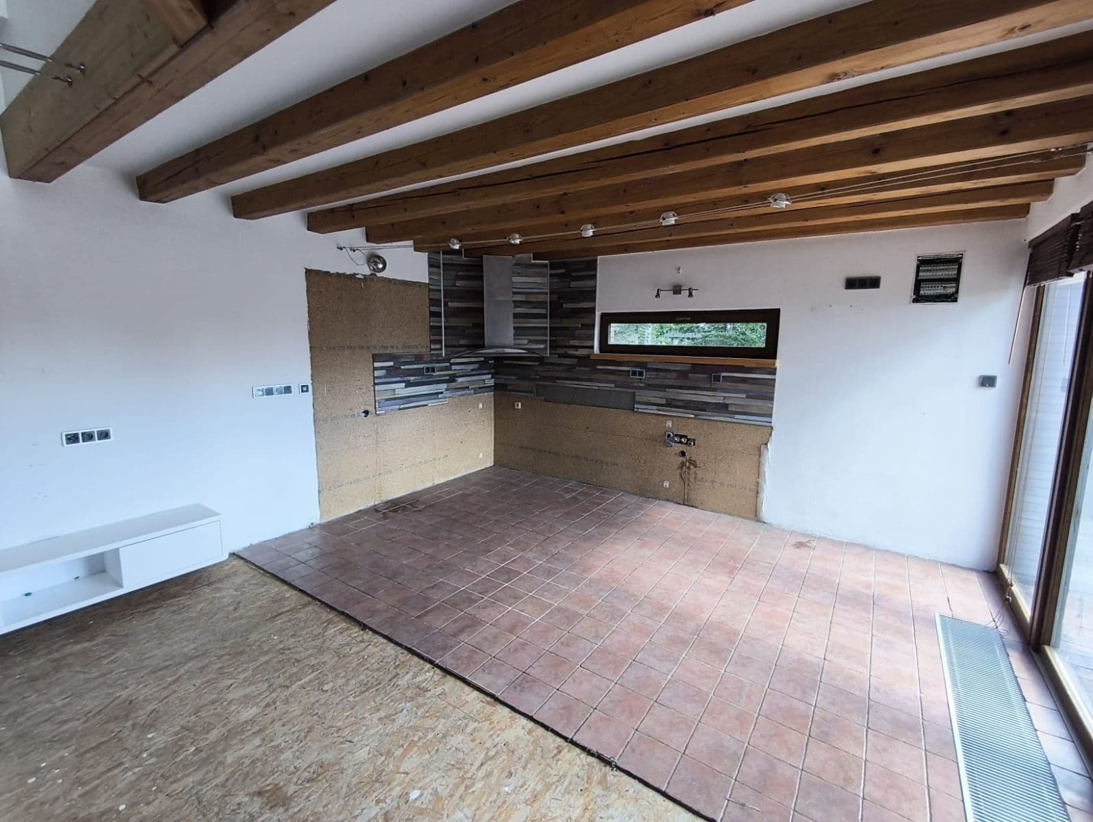 Predaj domu 119 m², pozemok 478 m², Ke Lhotě, Dolní Břežany, Středočeský kraj Predaj domu 119 m², pozemok 478 m², Ke Lhotě, Dolní Břežany, Středočeský kraj