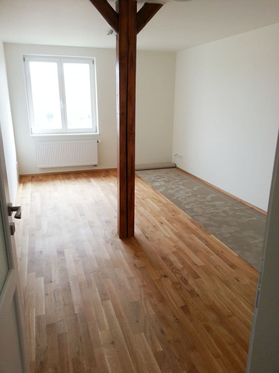 Prenájom bytu 3-izbový 80 m², Ve Střešovičkách, Praha, Praha Prenájom bytu 3-izbový 80 m², Ve Střešovičkách, Praha, Praha