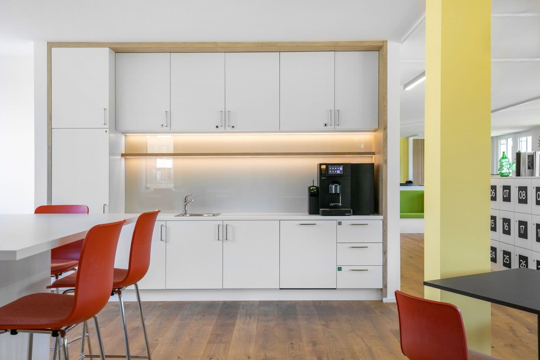 Prenájom kancelárie 1.597 m², Karl-Ferdinand-Braun-Str. 5, Bremen, Brémy Prenájom kancelárie 1.597 m², Karl-Ferdinand-Braun-Str. 5, Bremen, Brémy