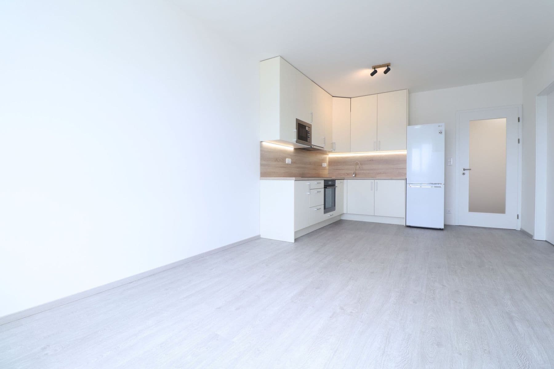 Prenájom bytu 2-izbový 46 m², Baarové, Praha, Praha Prenájom bytu 2-izbový 46 m², Baarové, Praha, Praha
