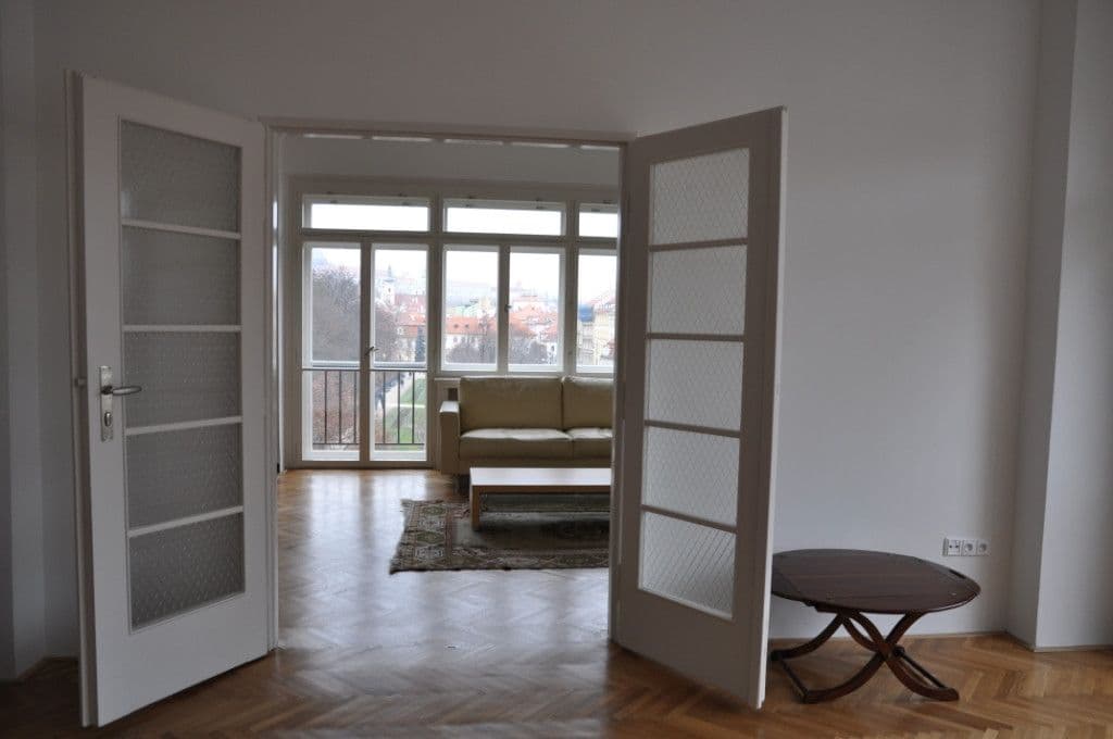 Prenájom bytu 3-izbový 98 m², Újezd, Praha, Praha Prenájom bytu 3-izbový 98 m², Újezd, Praha, Praha