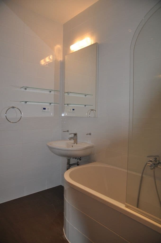 Prenájom bytu 3-izbový 98 m², Újezd, Praha, Praha Prenájom bytu 3-izbový 98 m², Újezd, Praha, Praha