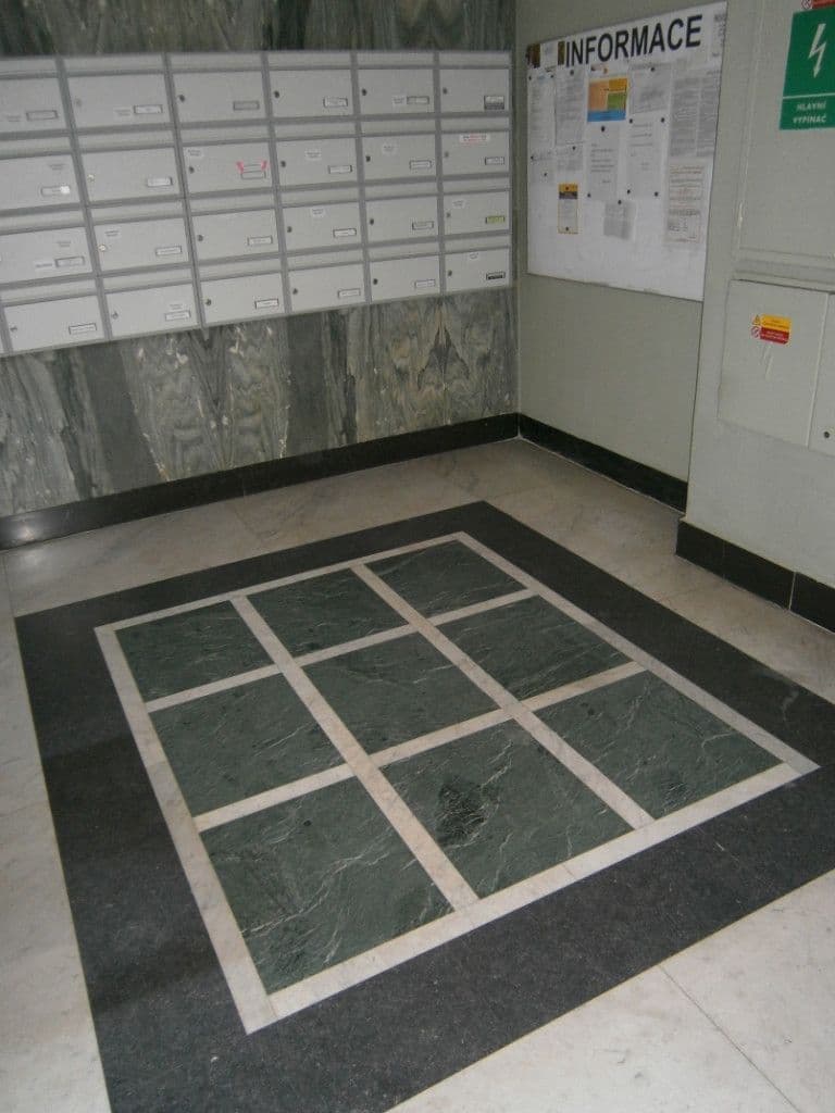 Prenájom bytu 3-izbový 98 m², Újezd, Praha, Praha Prenájom bytu 3-izbový 98 m², Újezd, Praha, Praha