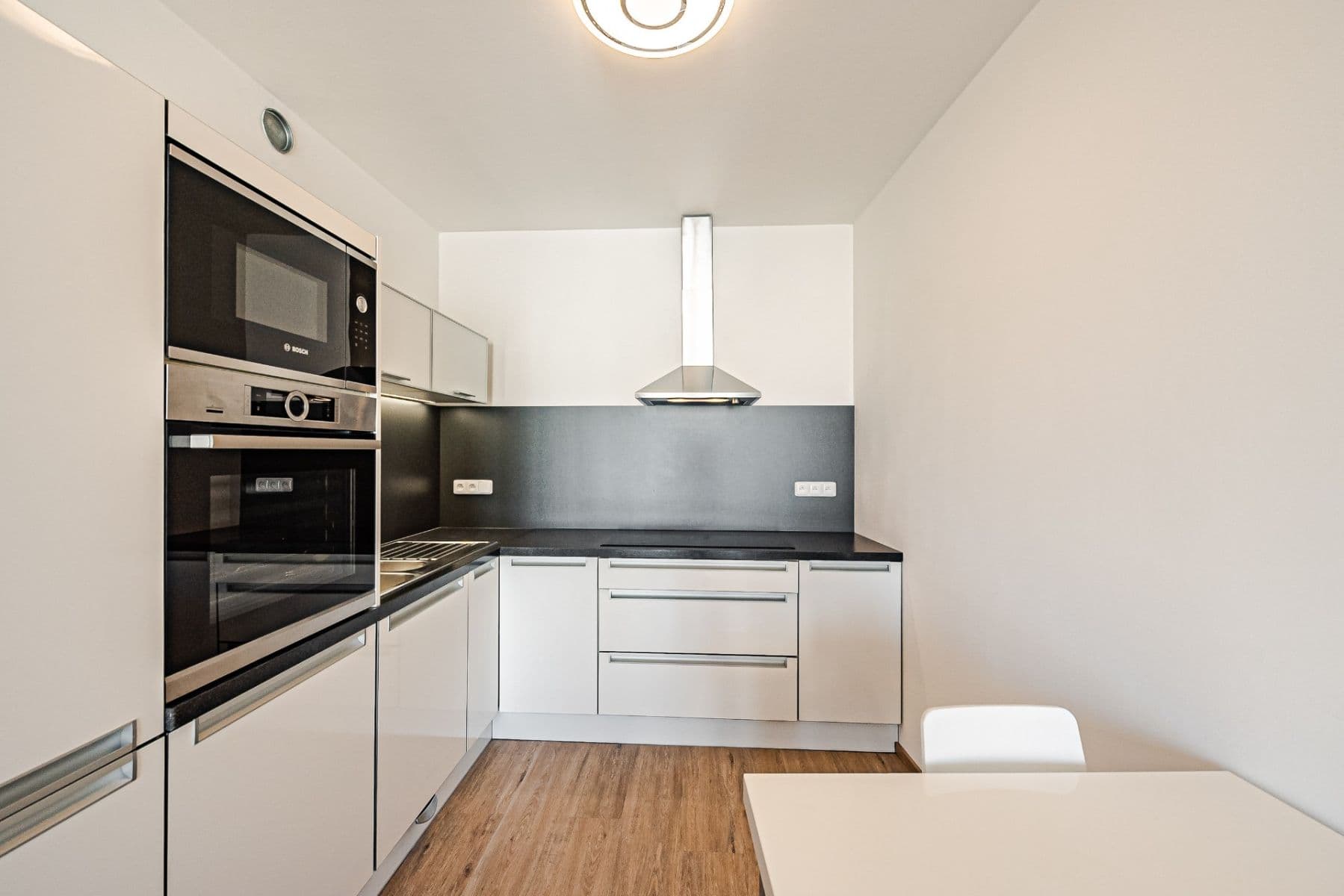 Prenájom bytu 2-izbový 51 m², Fügnerova, Poděbrady, Středočeský kraj Prenájom bytu 2-izbový 51 m², Fügnerova, Poděbrady, Středočeský kraj